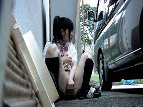 バレない様に野外露出オナニー　サンプル画像11